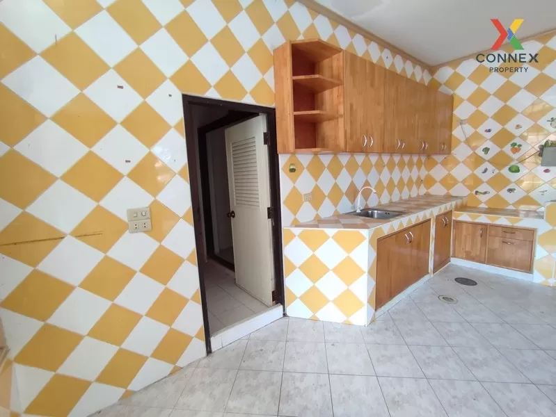 FOR SALE detached house , Chaiyaphruek Bang Khun Tiean , Duplex ,