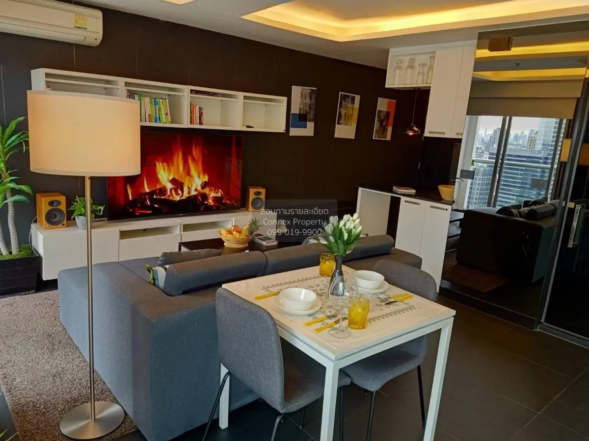 FOR RENT condo , Silom Suite , Duplex , wide frontage , BTS-Saint 3