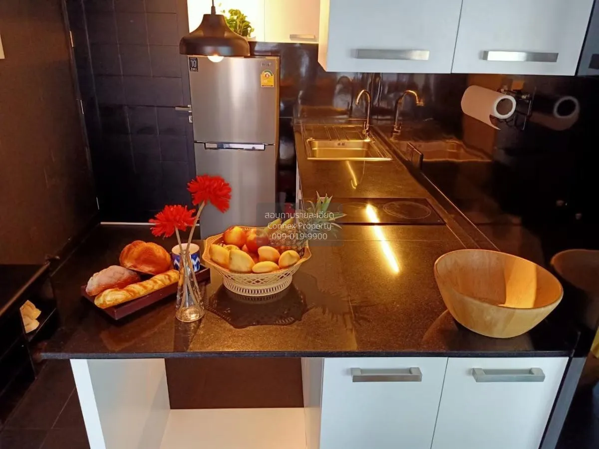 FOR RENT condo , Silom Suite , Duplex , wide frontage , BTS-Saint