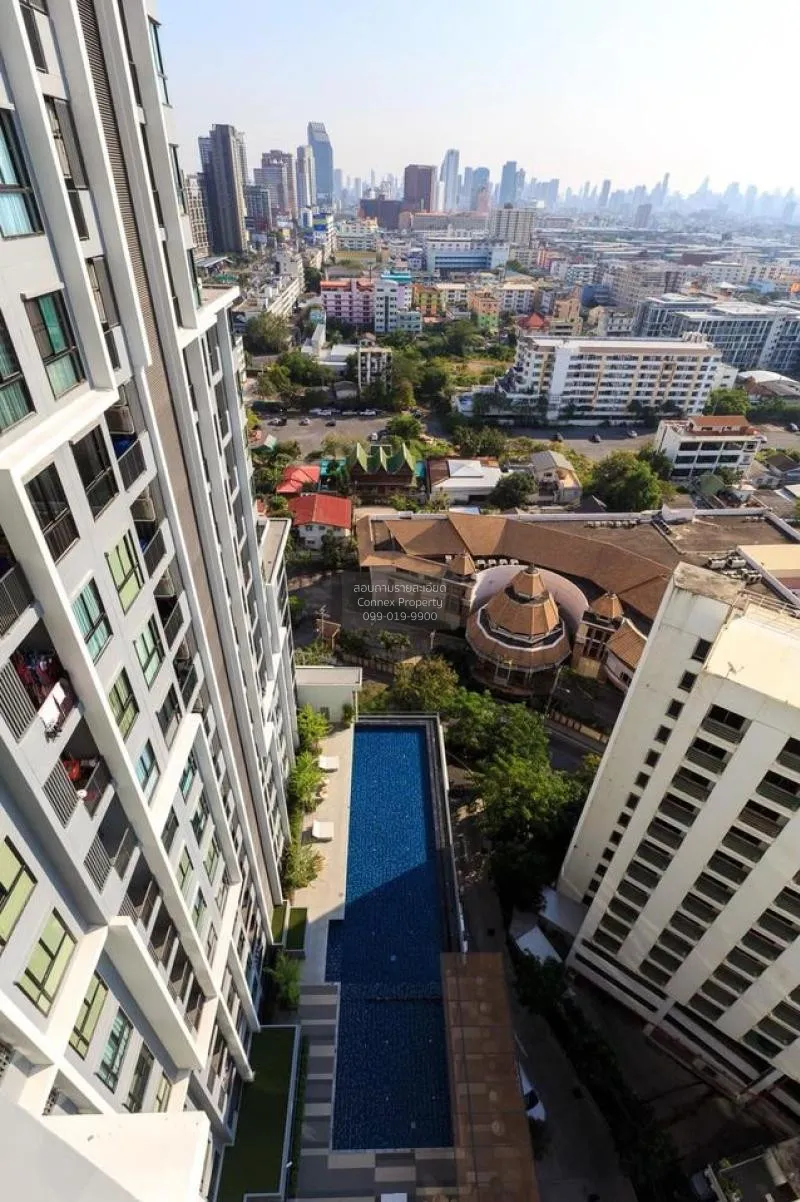 FOR RENT condo , Quinn Ratchada 17 , Duplex , wide frontage , MRT 2