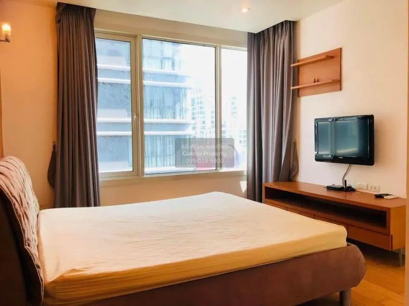 FOR RENT condo , Manhattan Chidlom , Duplex , wide frontage , BTS