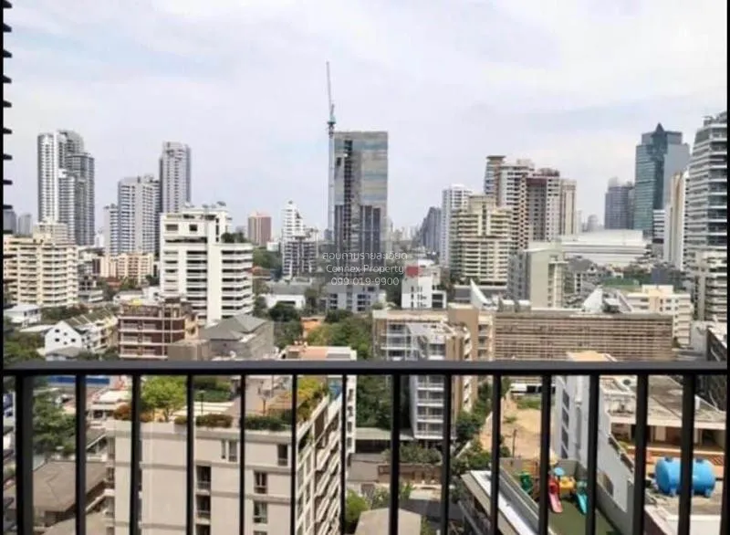 FOR RENT condo , EDGE Sukhumvit 23 , Duplex , wide frontage , BTS