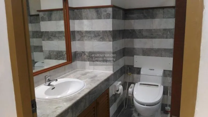 FOR RENT condo , Silom Suite , Duplex , wide frontage , BTS-Saint 4