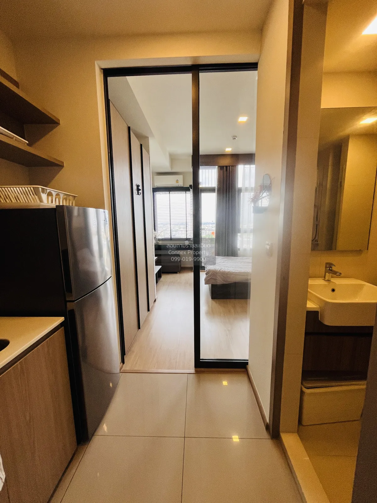FOR RENT condo , Centric Ratchayothin , Duplex , wide frontage ,  4