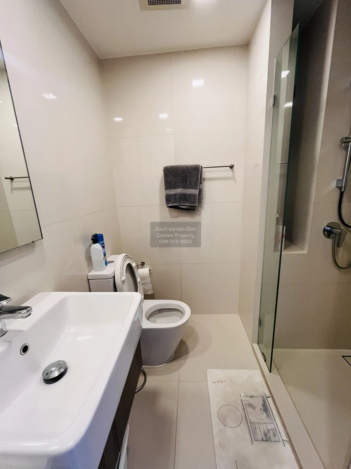 FOR RENT condo , Centric Ratchayothin , Duplex , wide frontage , 