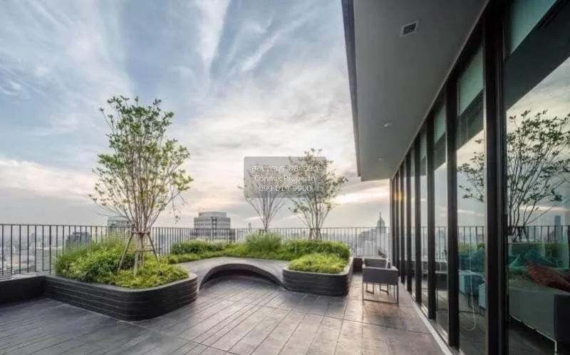 FOR RENT condo , EDGE Sukhumvit 23 , Duplex , wide frontage , BTS 3