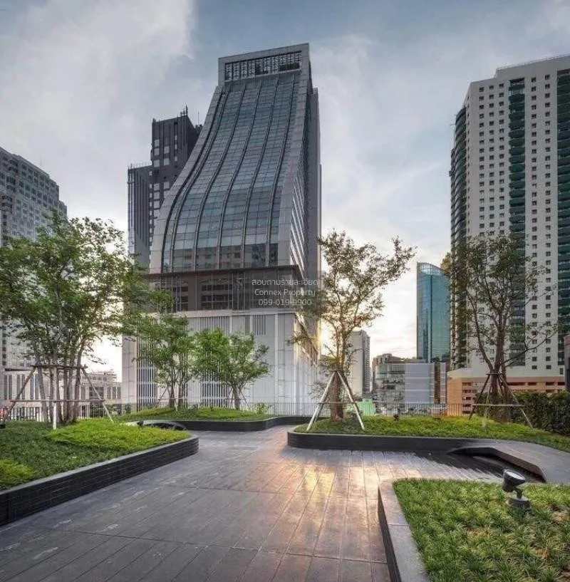 FOR RENT condo , EDGE Sukhumvit 23 , Duplex , wide frontage , BTS