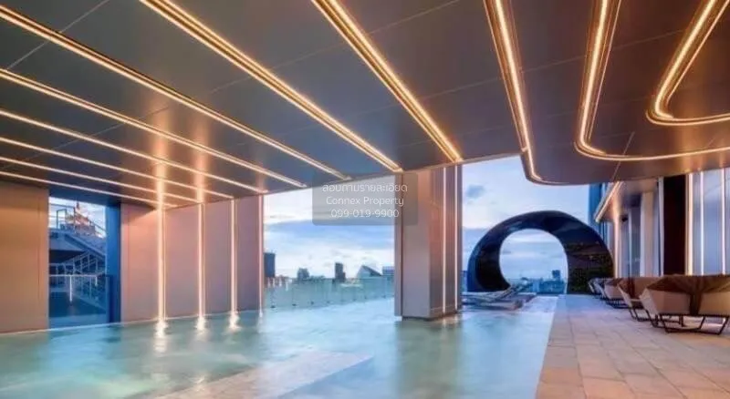 FOR RENT condo , EDGE Sukhumvit 23 , Duplex , wide frontage , BTS