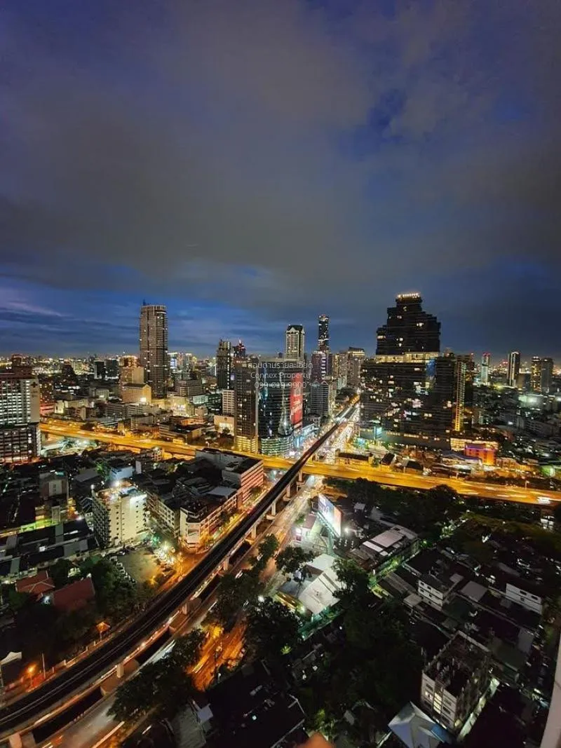 FOR RENT condo , RHYTHM Sathorn-Narathiwas , Duplex , wide fronta 4