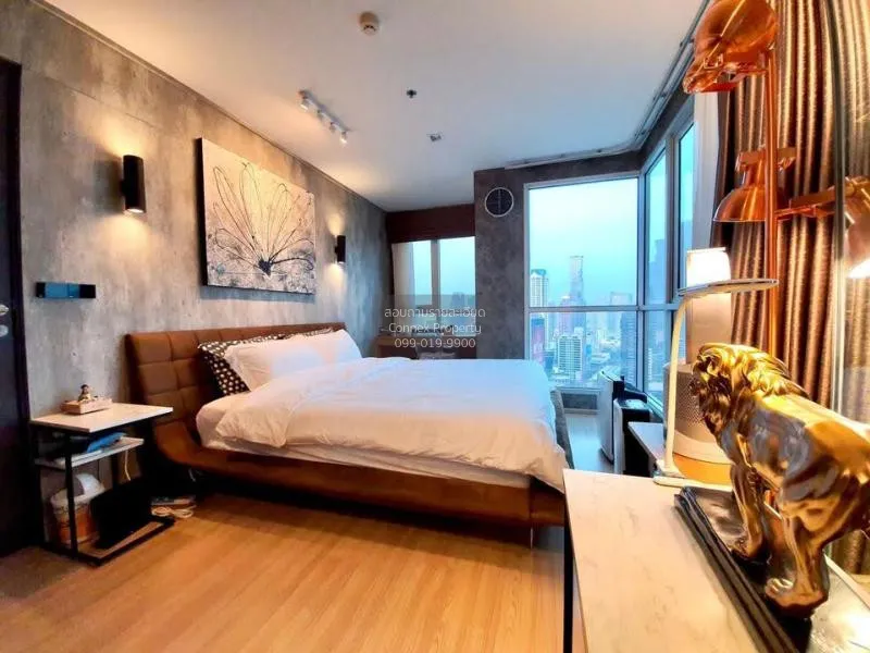 FOR RENT condo , RHYTHM Sathorn-Narathiwas , Duplex , wide fronta