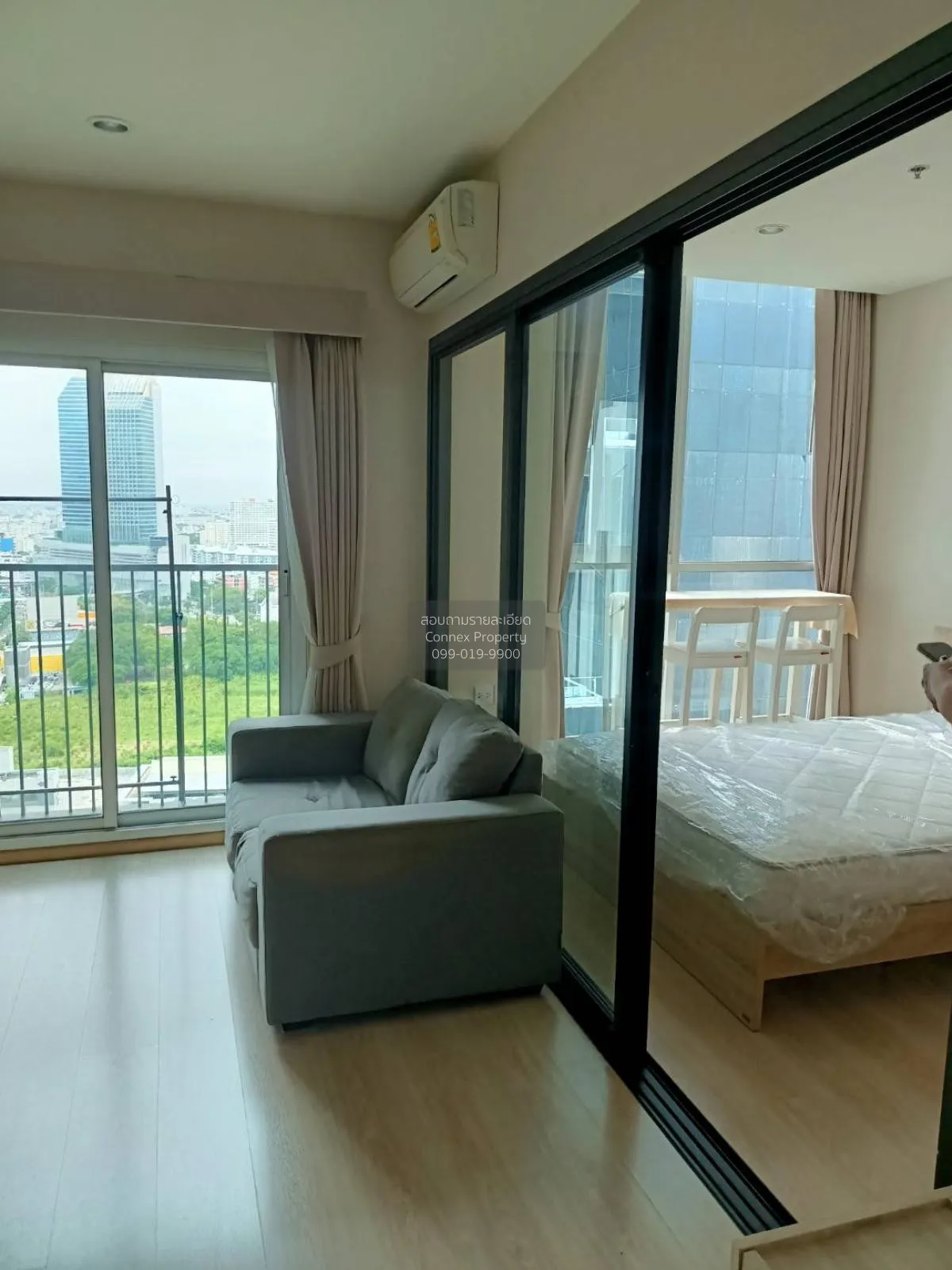 FOR RENT condo , Noble Revolve Ratchada , Duplex , wide frontage  2