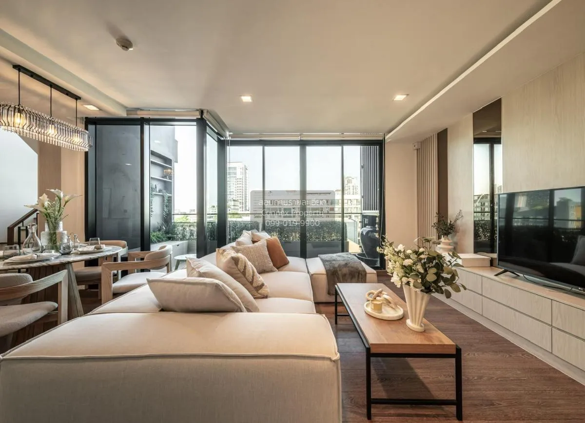 FOR RENT condo , The Unique Sukhumvit 62/1 , Duplex , wide fronta 2