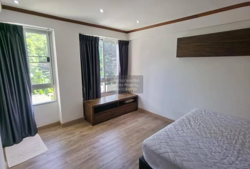 FOR RENT condo , Plus 38 (Hip) , Duplex , wide frontage , BTS-Tho