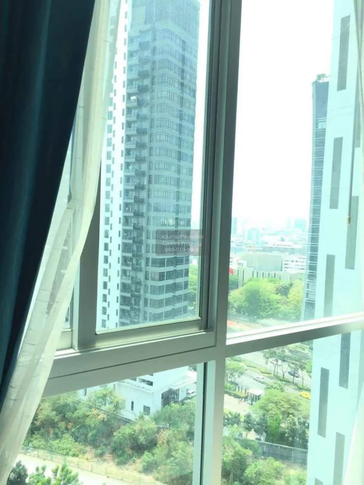 FOR RENT condo , Noble Revolve Ratchada , Duplex , wide frontage 