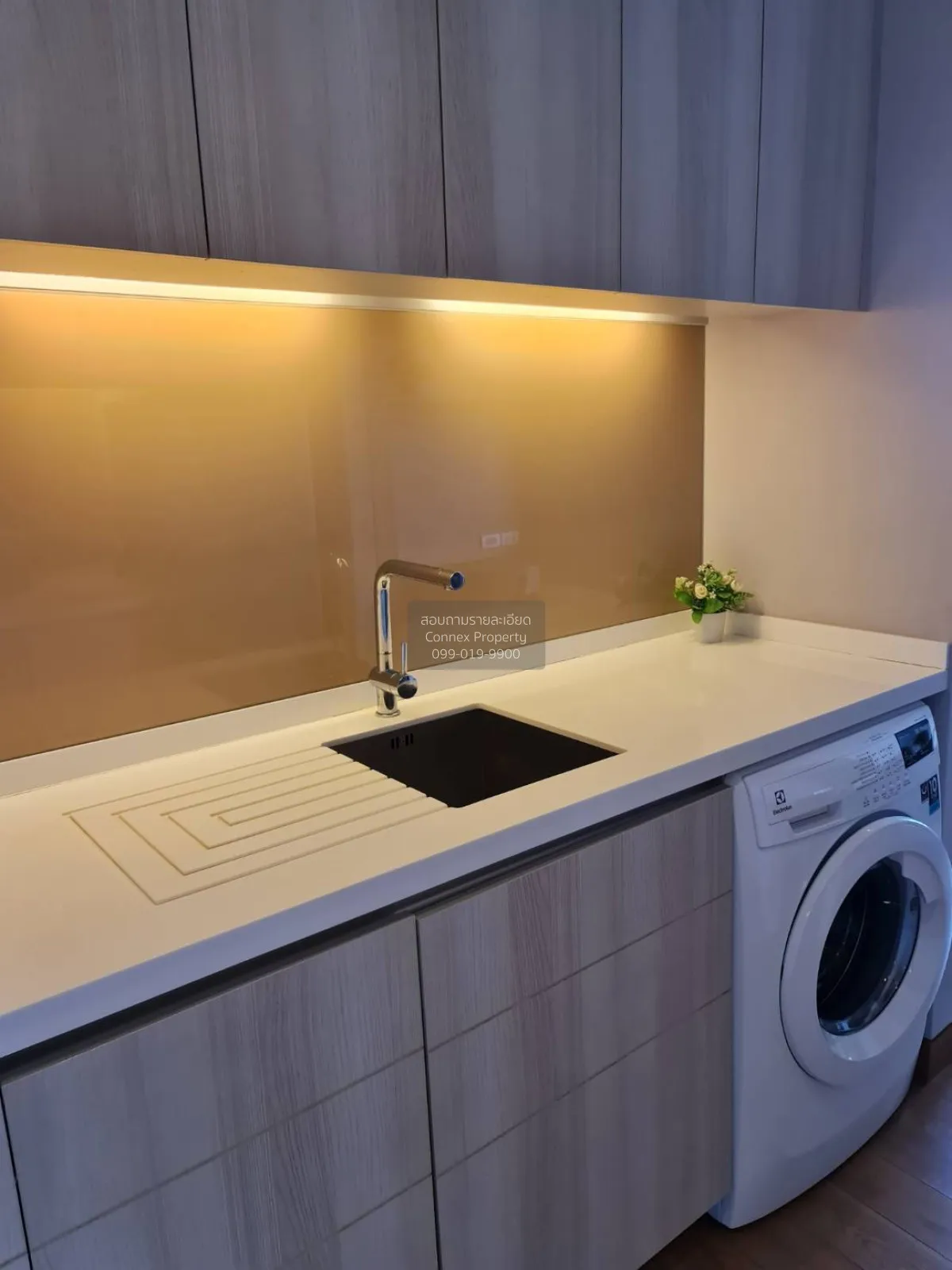 FOR RENT condo , The Lumpini 24 , Duplex , wide frontage , BTS-Ph