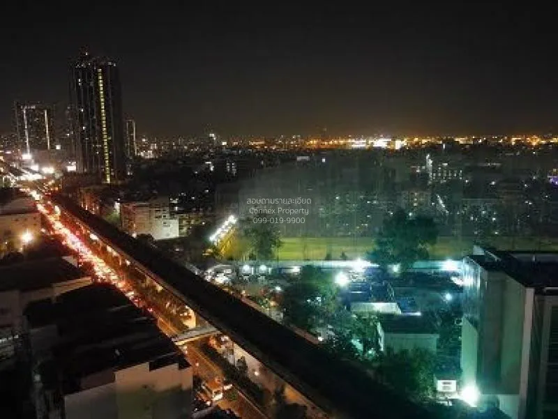 FOR RENT condo , The Lofts Ekkamai , Duplex , wide frontage , BTS