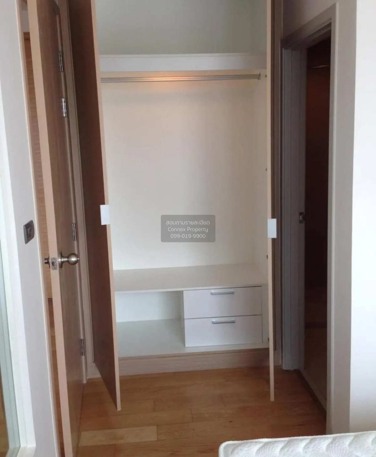 FOR RENT condo , Fuse Sathorn - Taksin , Duplex , wide frontage ,