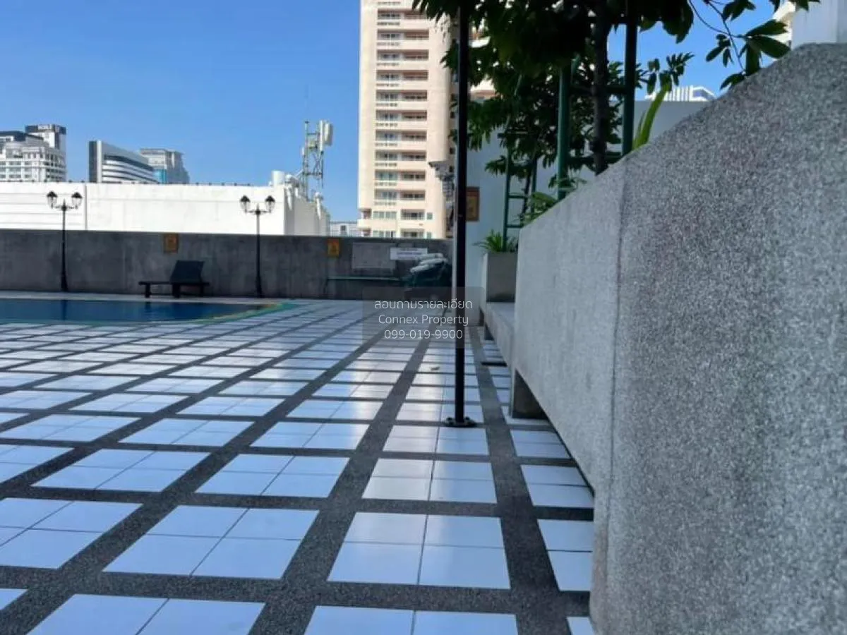 FOR SALE condo , Omni Tower , Duplex , wide frontage , BTS-Asok ,