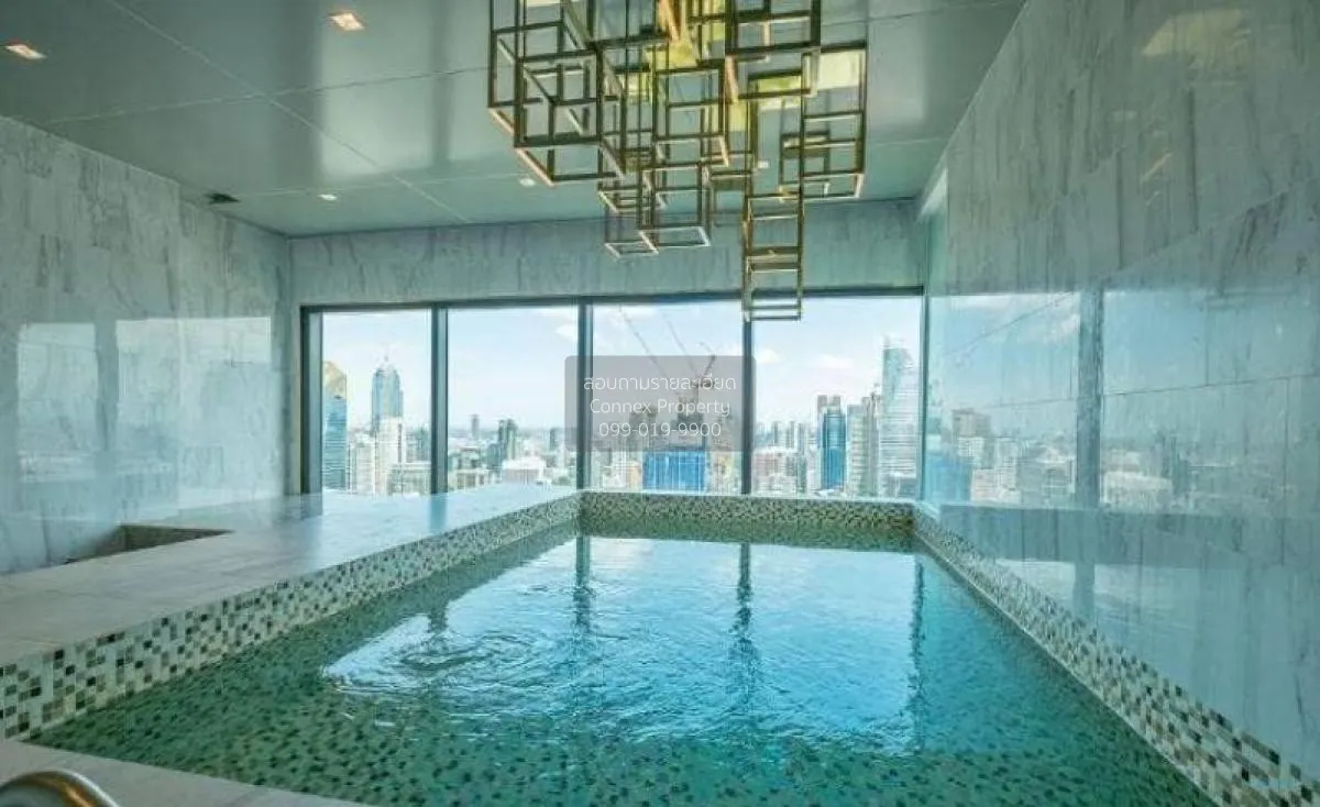 FOR SALE condo , Q Chidlom - Phetchaburi , Duplex , corner unit ,