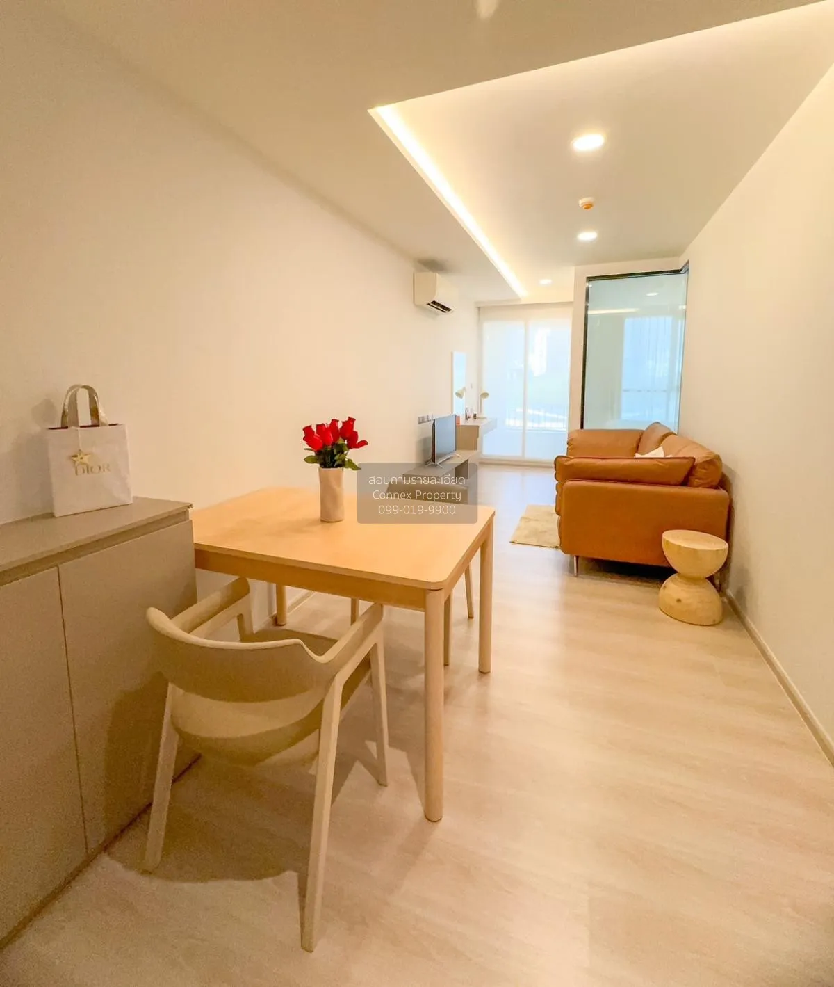 FOR SALE condo , Vtara Sukhumvit 36 , Duplex , corner unit , BTS- 2
