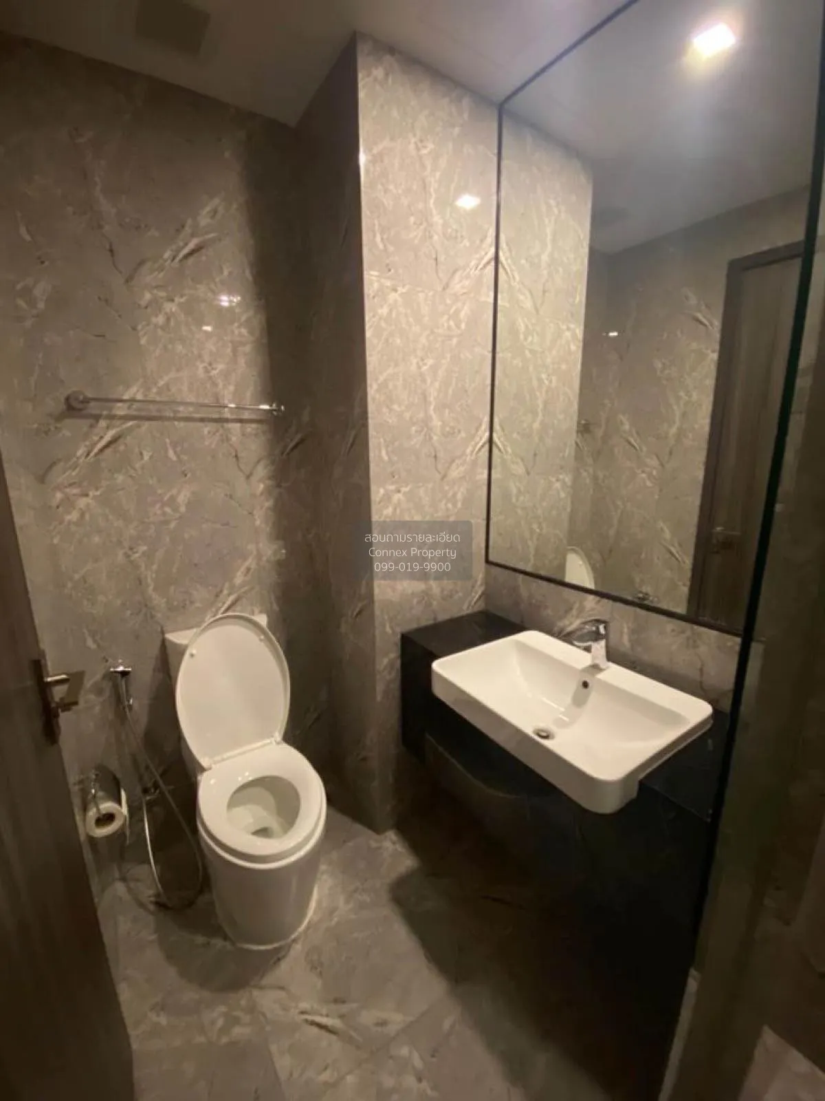 FOR RENT condo แอชตัน อโศก   Thawi Watthana Bangkok CX-05083