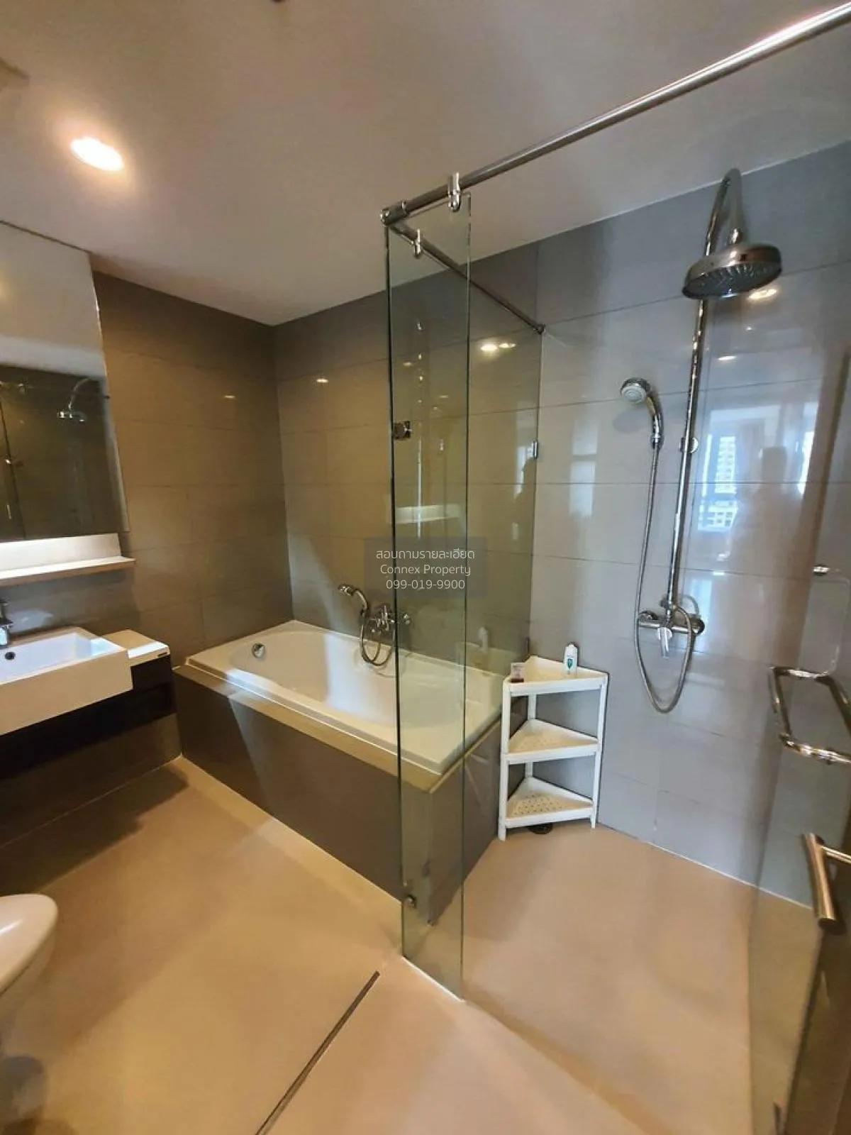 FOR RENT condo , 15 Sukhumvit Residence , BTS-Nana ,  , Watthana  4