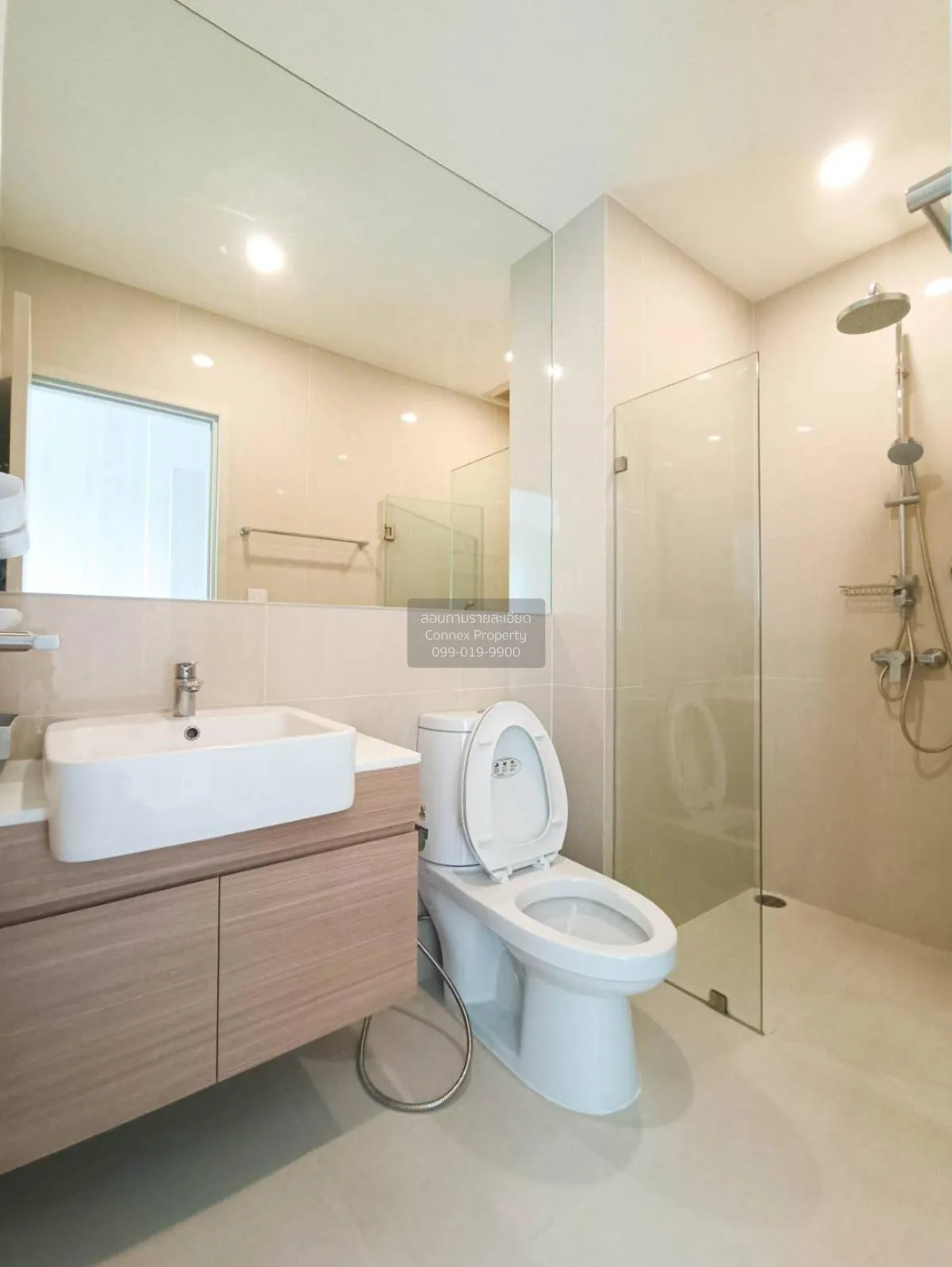 FOR RENT condo , Noble Revolve Ratchada 1 , Huai Khwang , Bangkok