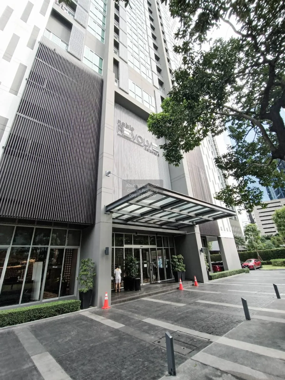 FOR RENT condo , Noble Revolve Ratchada 1 , Huai Khwang , Bangkok