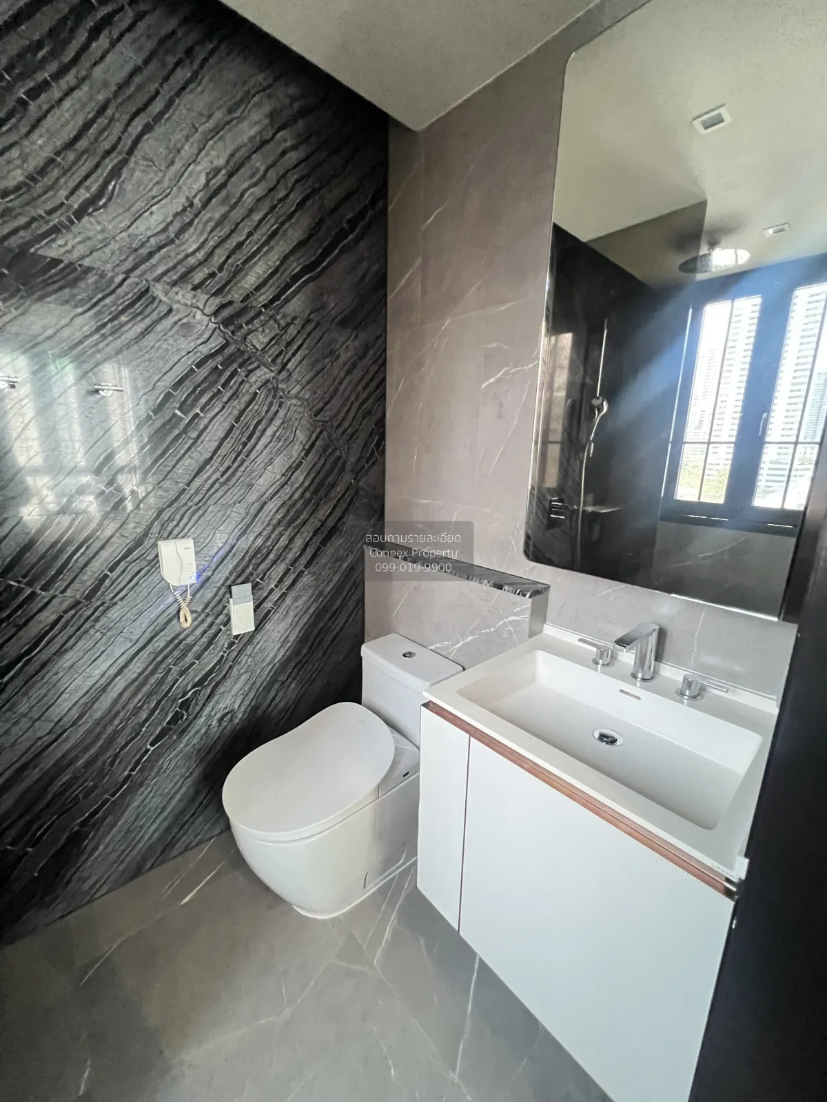 FOR RENT condo The Reserve Sukhumvit 61 , nice view , BTS-Thong L