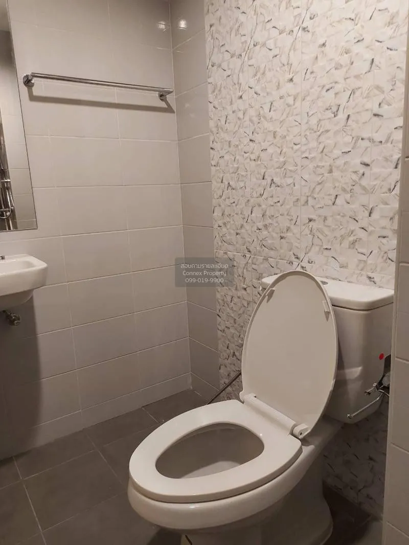 FOR RENT condo The Trust Erawan , nice view , BTS-Chang Erawan , 