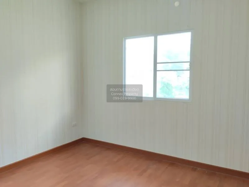 FOR SALE townhome Lio Rattanathibet-Westgate , corner unit , wide