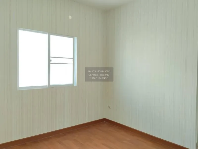 FOR SALE townhome Lio Rattanathibet-Westgate , corner unit , wide