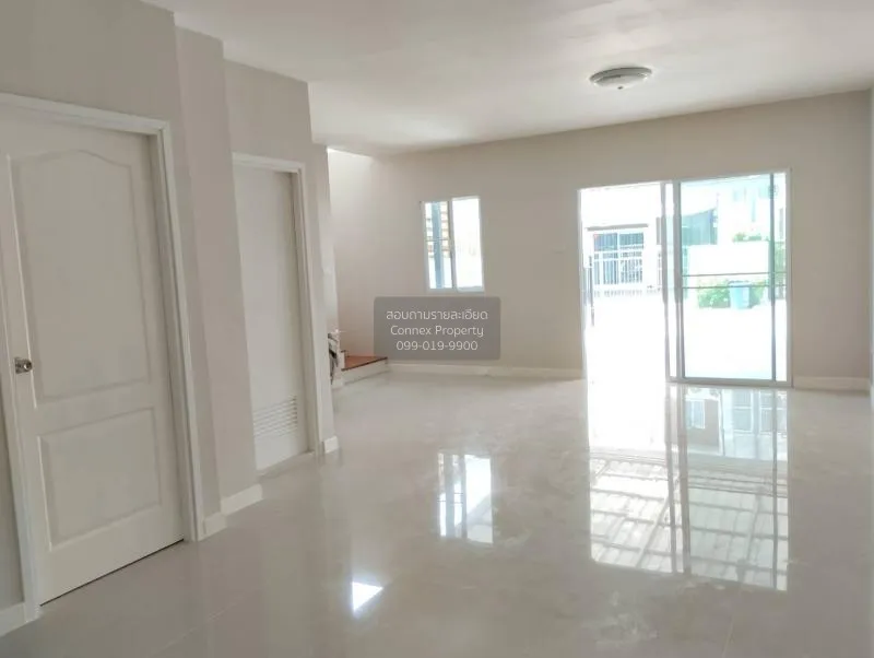 FOR SALE townhome Lio Rattanathibet-Westgate , corner unit , wide 4