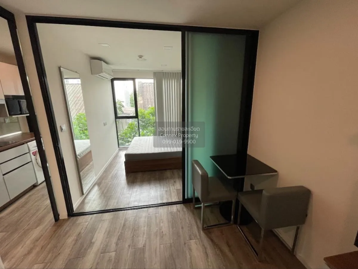 FOR RENT condo Modiz Ratchada 32 , corner unit , BTS-Ha Yaek Lat  4