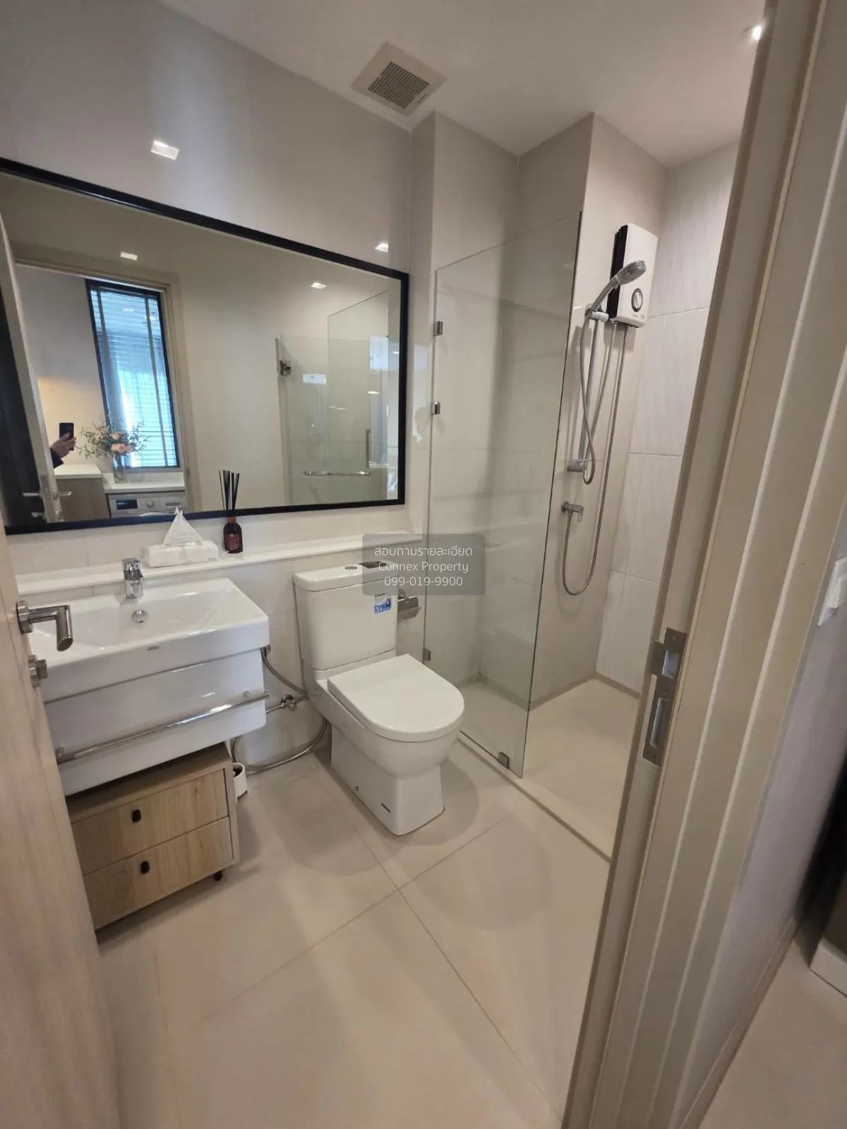 FOR RENT condo , Life One Wireless , nice view , BTS-Phloen Chit 