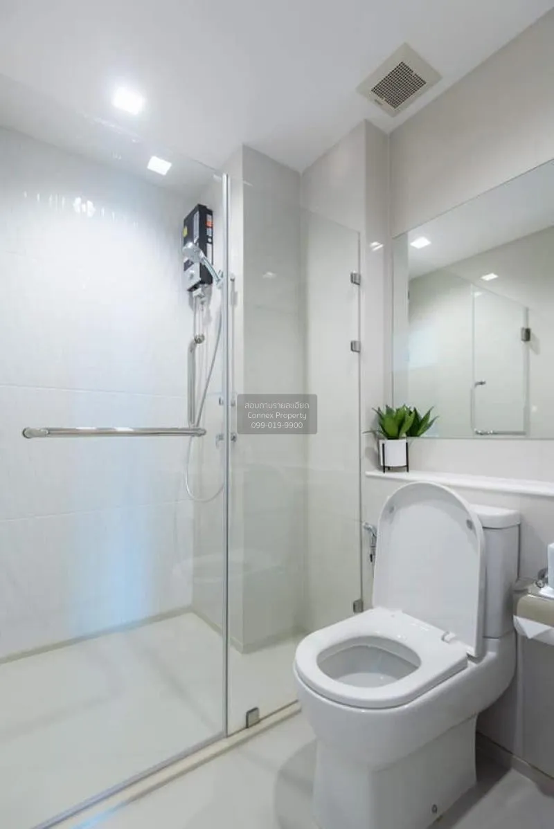 FOR RENT condo , Life One Wireless , nice view , high floor , BTS