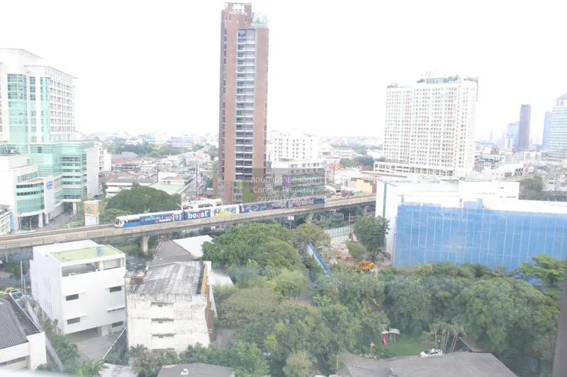 เช่าคอนโด  ริทึ่ม สุขุมวิท 42 วิวสวย BTS-เอกมัย พระโขนง เขต คลองเ