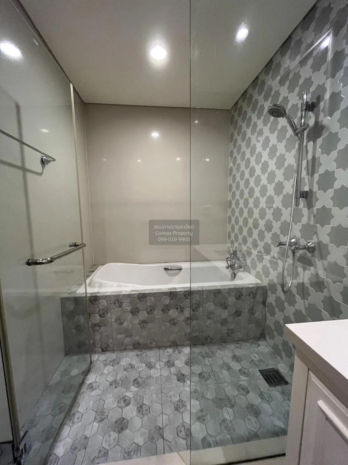 ขายคอนโด  ออกัสตัน สุขุมวิท 22 BTS-พร้อมพงษ์ คลองตัน เขต คลองเตย  4