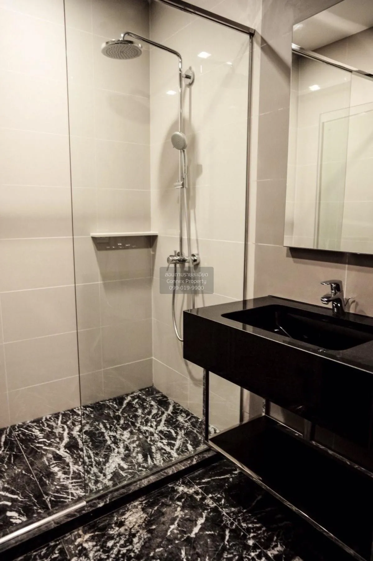 FOR RENT condo , EDGE Sukhumvit 23 , BTS-Asok , Khlong Toei Nuea 