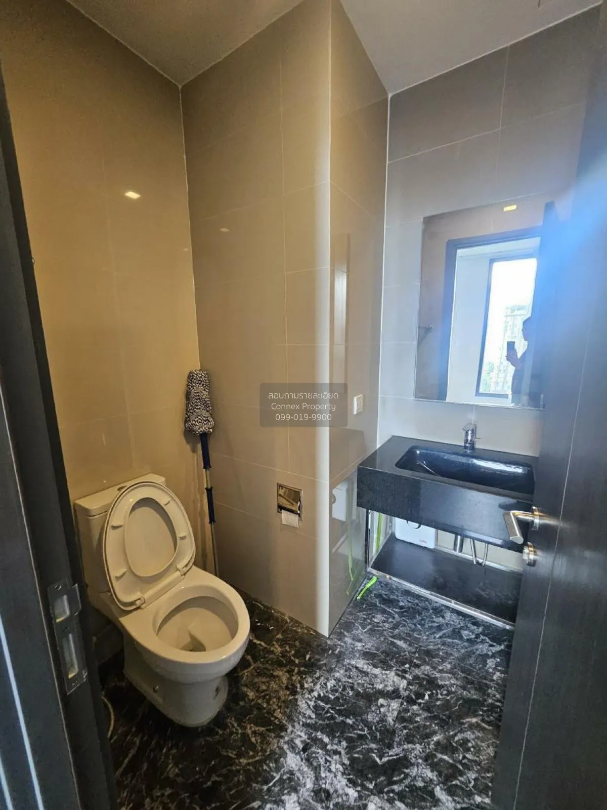 FOR RENT condo , EDGE Sukhumvit 23 , BTS-Asok , Khlong Toei Nuea 