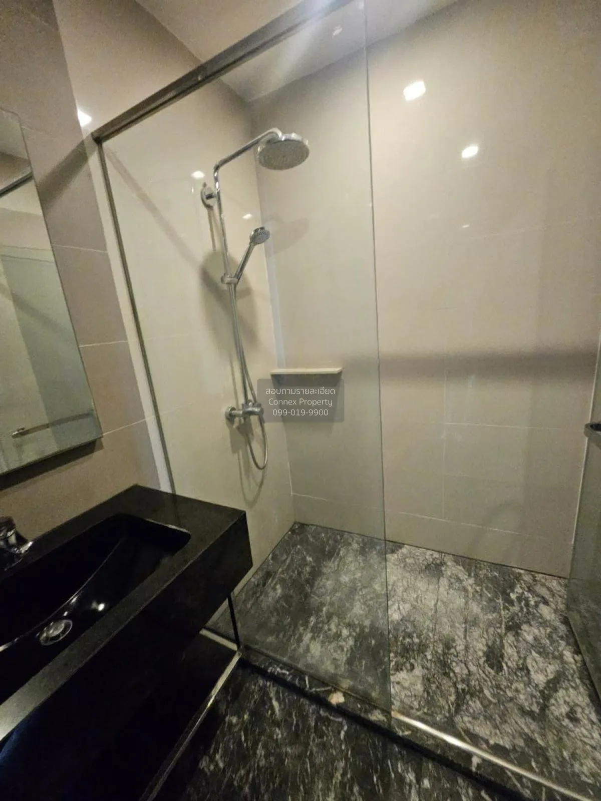 FOR RENT condo , EDGE Sukhumvit 23 , BTS-Asok , Khlong Toei Nuea 