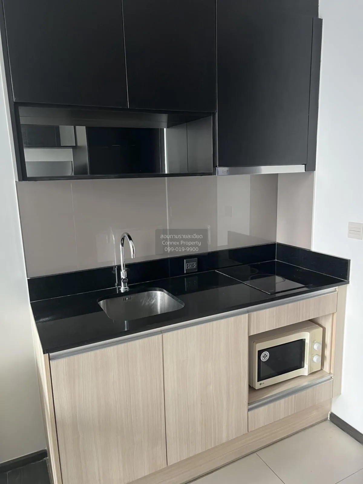 FOR RENT condo , EDGE Sukhumvit 23 , BTS-Asok , Khlong Toei Nuea  3