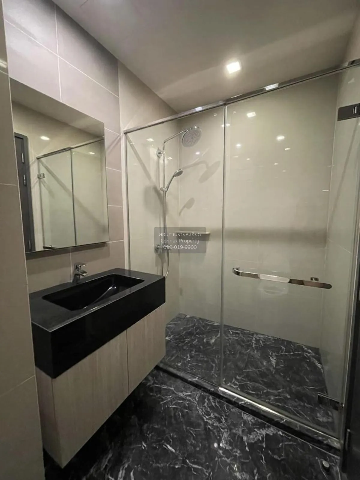 FOR RENT condo , EDGE Sukhumvit 23 , BTS-Asok , Khlong Toei Nuea 