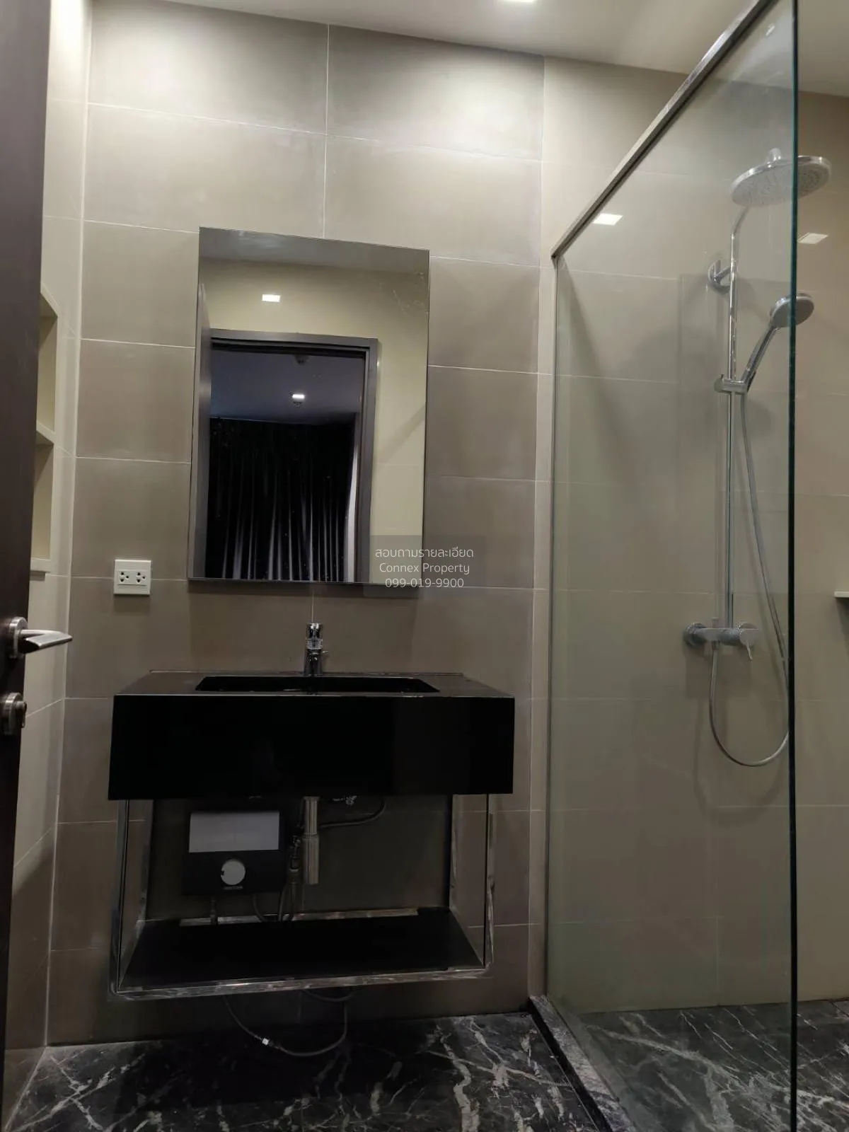 FOR RENT condo , EDGE Sukhumvit 23 , BTS-Asok , Khlong Toei Nuea 