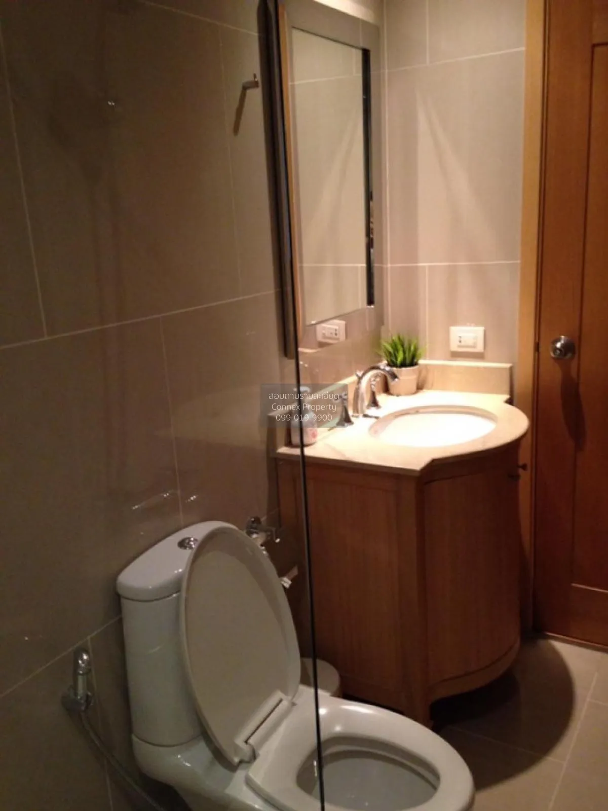 เช่าคอนโด  ดิ เอ็มไพร์ เพลส BTS-ช่องนนทรี ยานนาวา เขต สาทร กรุงเท