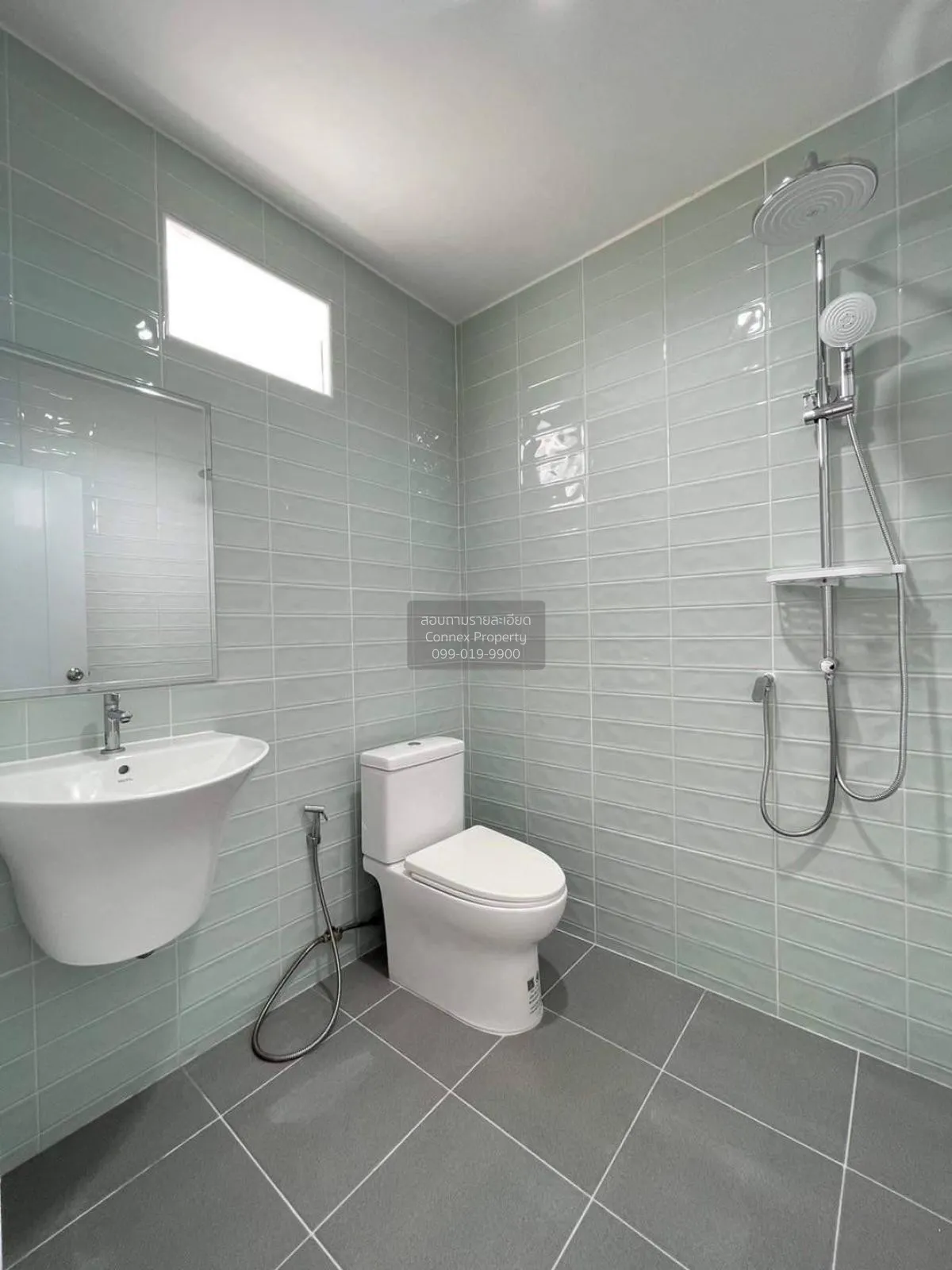 For Sale Townhouse/Townhome  , Sap Yangyuen , newly renovated , B