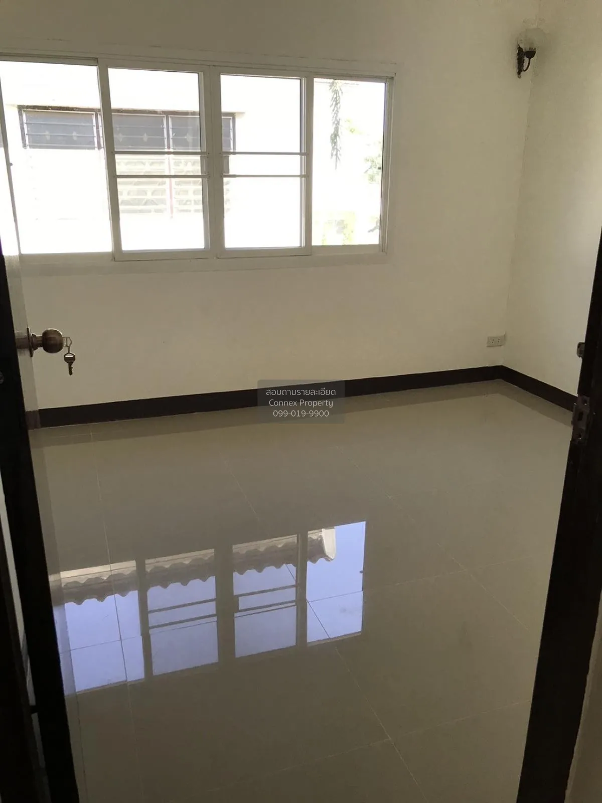 For Sale Townhouse/Townhome  , Lert Ubon Watcharapol Ramintra , c