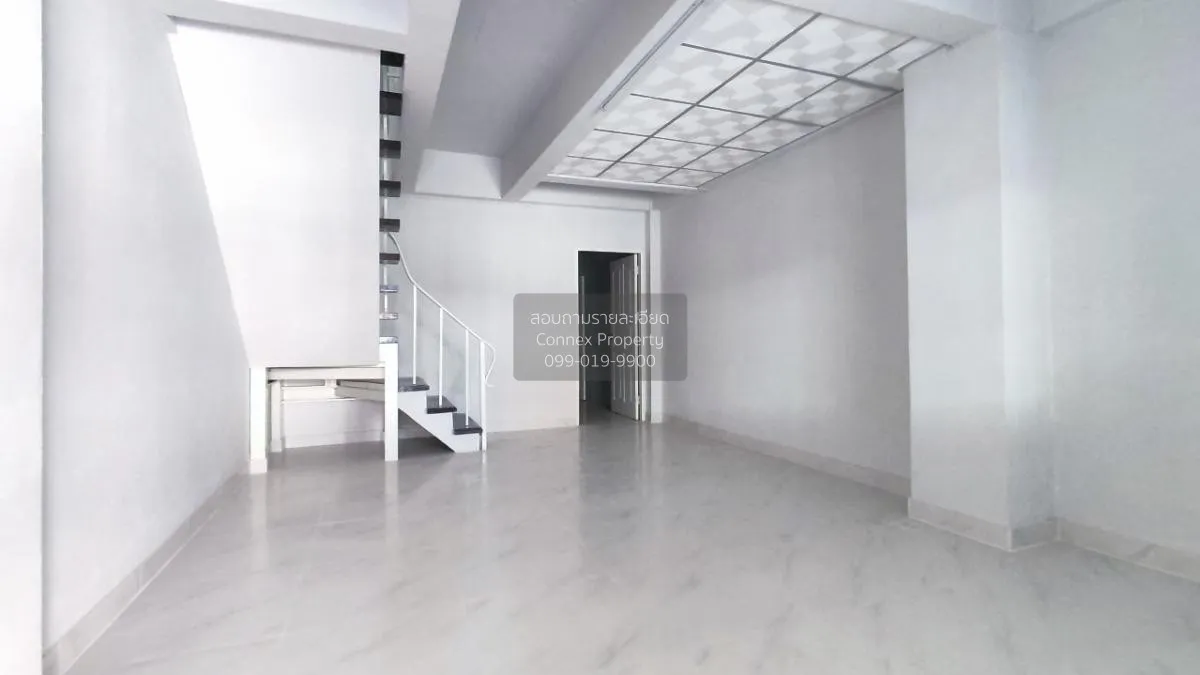 ขายทาวน์เฮ้าส์/ทาวน์โฮม  บ้านแอร์วิลล่า ห้องมุม รีโนเวทใหม่ คูคต  4