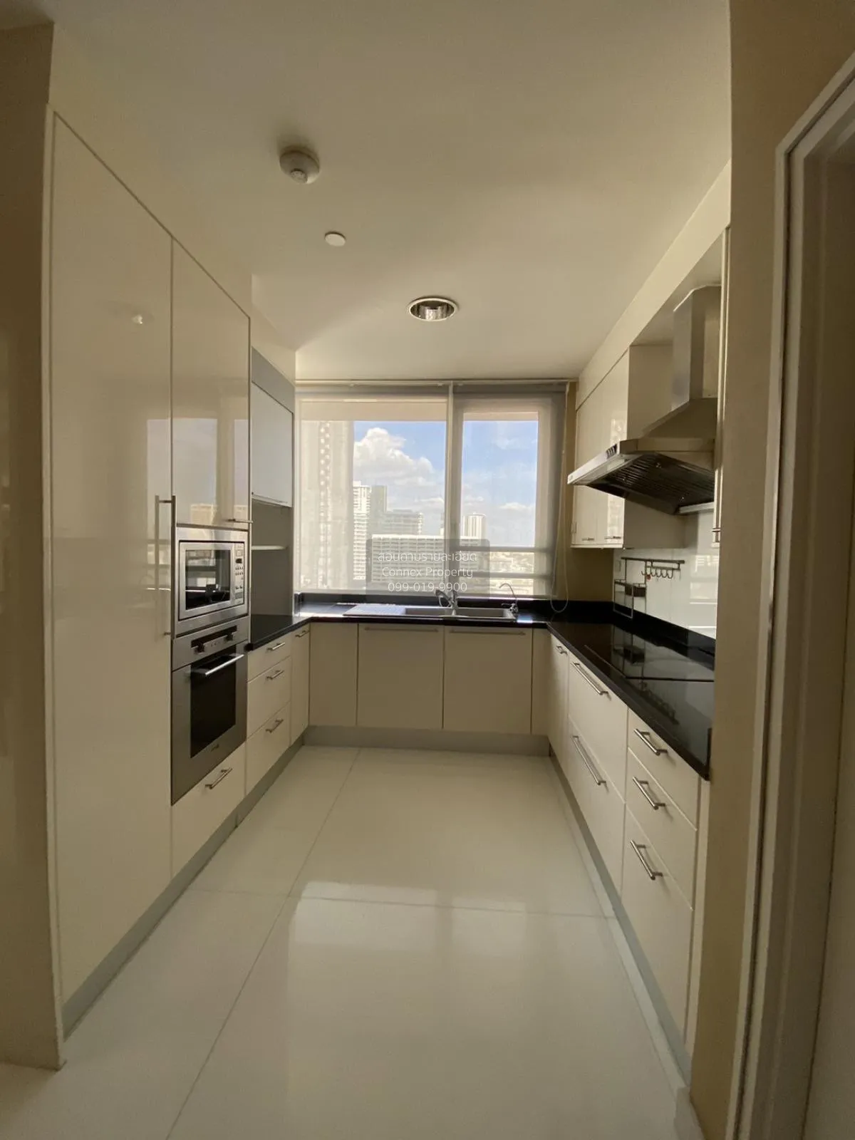 เช่าคอนโด  แฮมป์ตัน ทองหล่อ 10 BTS-ทองหล่อ คลองตันเหนือ เขต วัฒนา