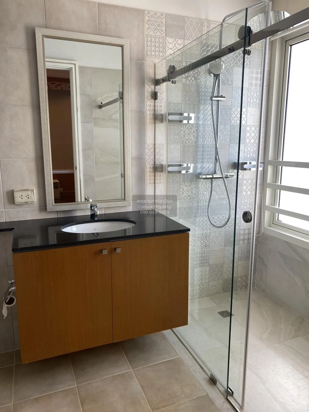 เช่าคอนโด  แฮมป์ตัน ทองหล่อ 10 BTS-ทองหล่อ คลองตันเหนือ เขต วัฒนา